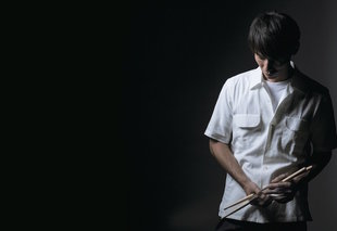 UVERworld真太郎___"確信"を持ち完成された 3年ぶりのアルバム『TYCOON』を語る。|リズム&ドラム・マガジン2017年10月号より