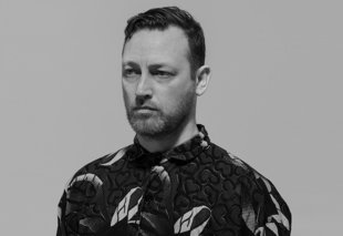 Leo Taylorインタビュー Adele、Ed Sheeranの"ヒット曲請負人"｜リズム&ドラム・マガジン2017年9月号より